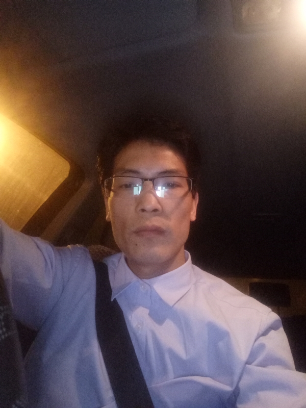 爱也要以诚相待的第三张照片--大田交友网