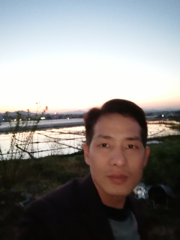 不忘初心的第一张照片--大田交友网