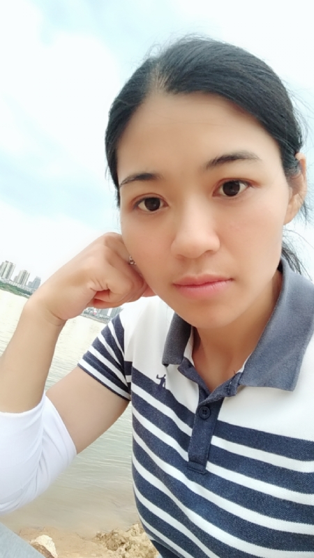 梅子的第一张照片--大田交友网