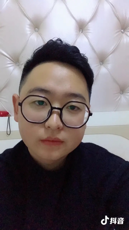 杰森的第一张照片--大田交友网