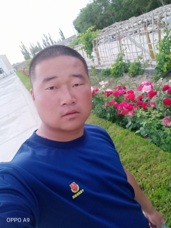 奋斗中的青春最美丽的第一张照片--大田交友网