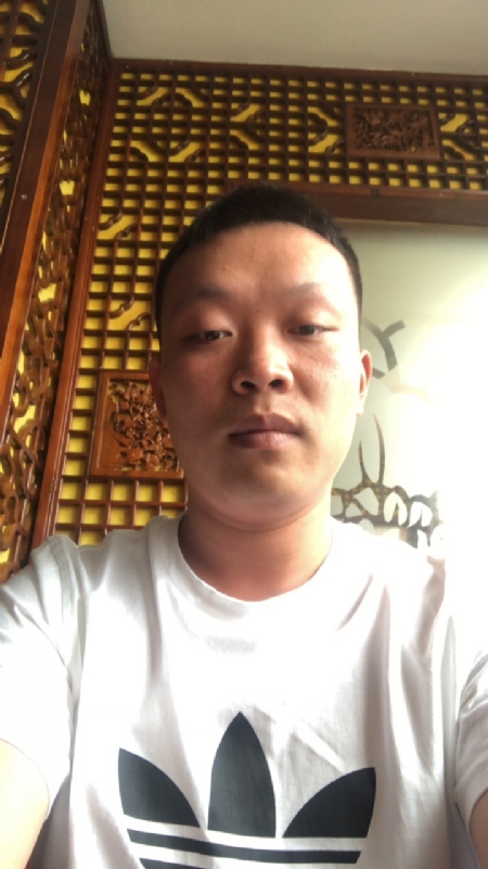 唐子龙的第一张照片--大田交友网