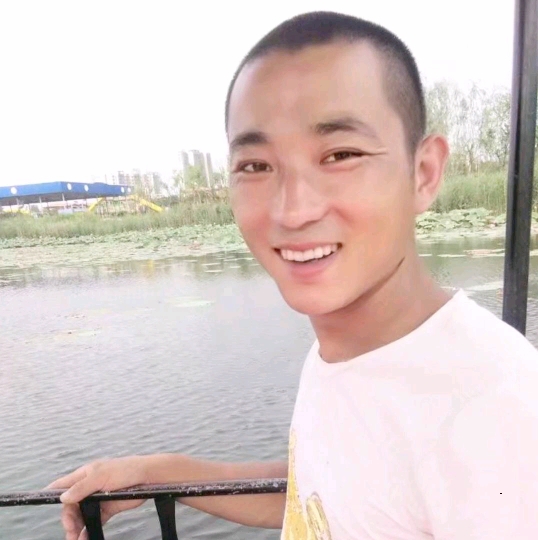 为你等候的第一张照片--大田交友网