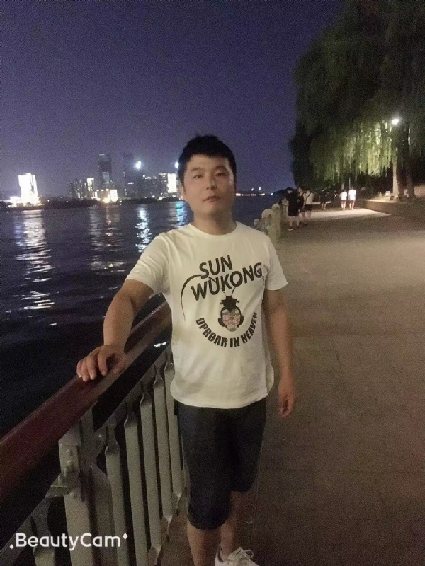 古月的第一张照片--大田交友网
