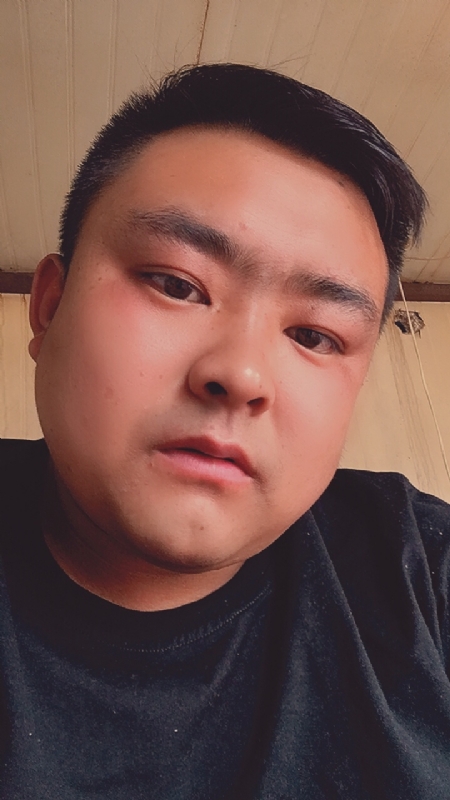 爱我所爱的第一张照片--大田交友网