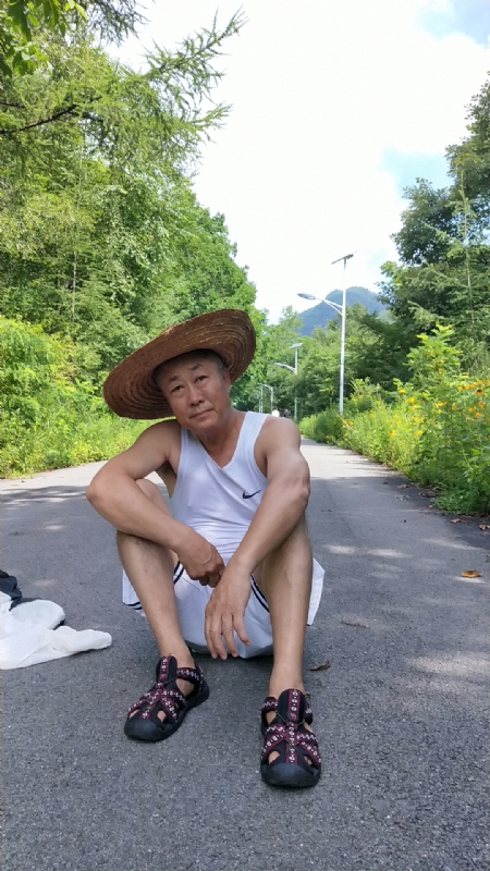 真诚寻伴的第一张照片--大田交友网