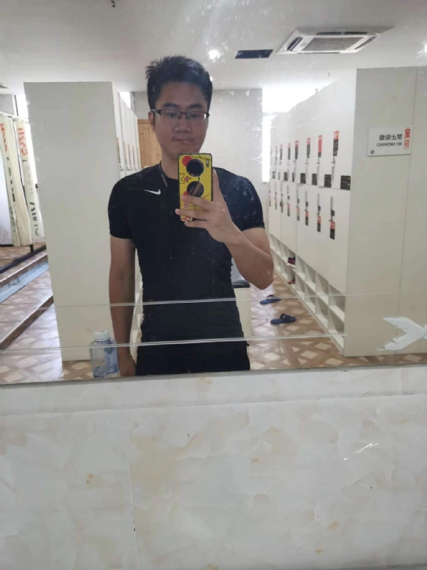 习惯发呆的第一张照片--大田交友网