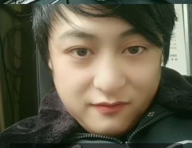 小玮的第二张照片--大田交友网