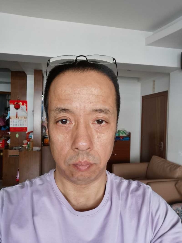 萨博的第一张照片--大田交友网
