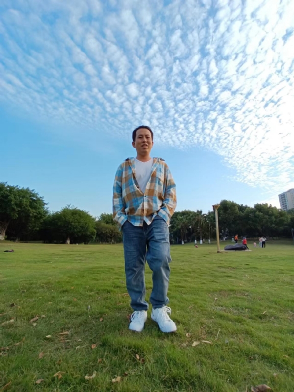 曹先生的第三张照片--大田交友网