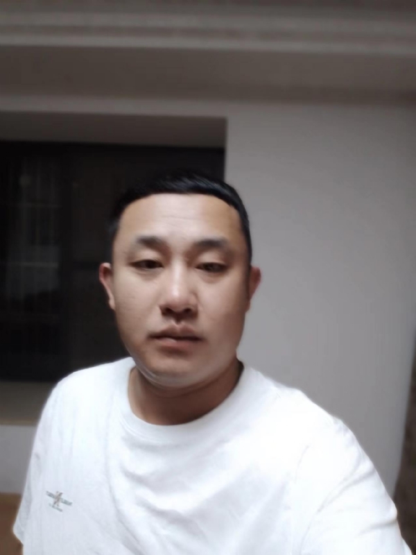 魔尊的第一张照片--大田交友网