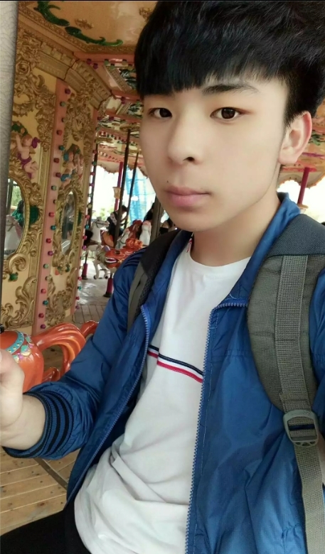 他她它的第一张照片--大田交友网