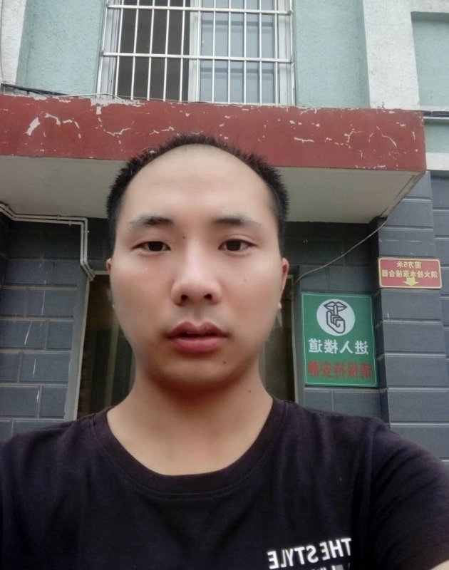 亮亮的第一张照片--大田交友网