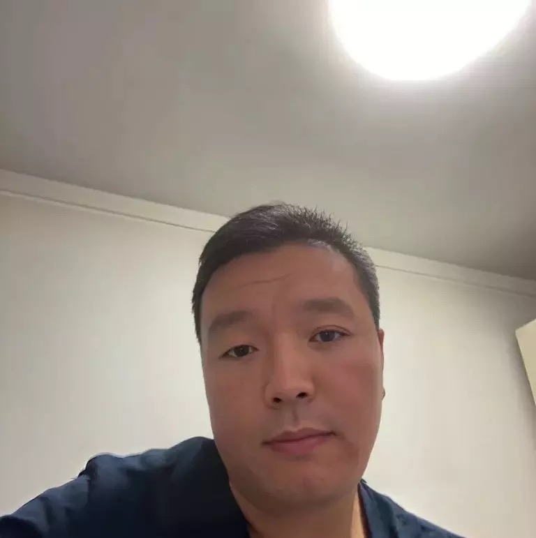 穿唐装的松鼠的第一张照片--大田交友网
