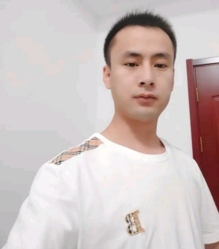 海阔天空的第一张照片--大田交友网