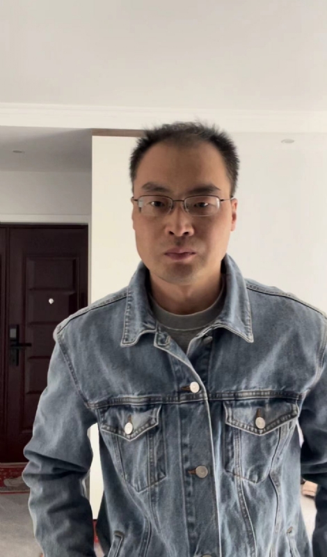 墨灬白的第二张照片--大田交友网