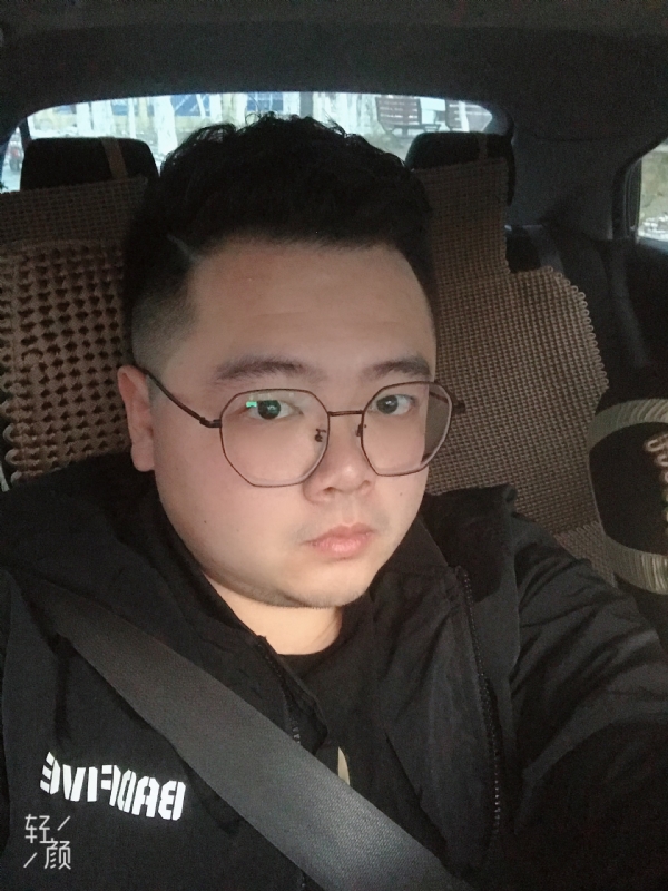 欢笑的第一张照片--大田交友网