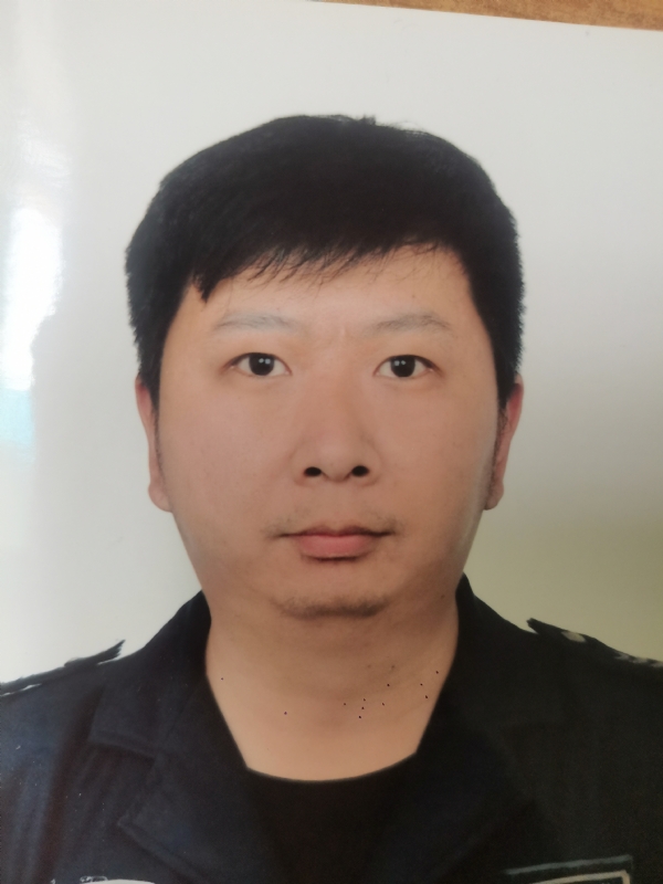 吕嘉的第一张照片--大田交友网