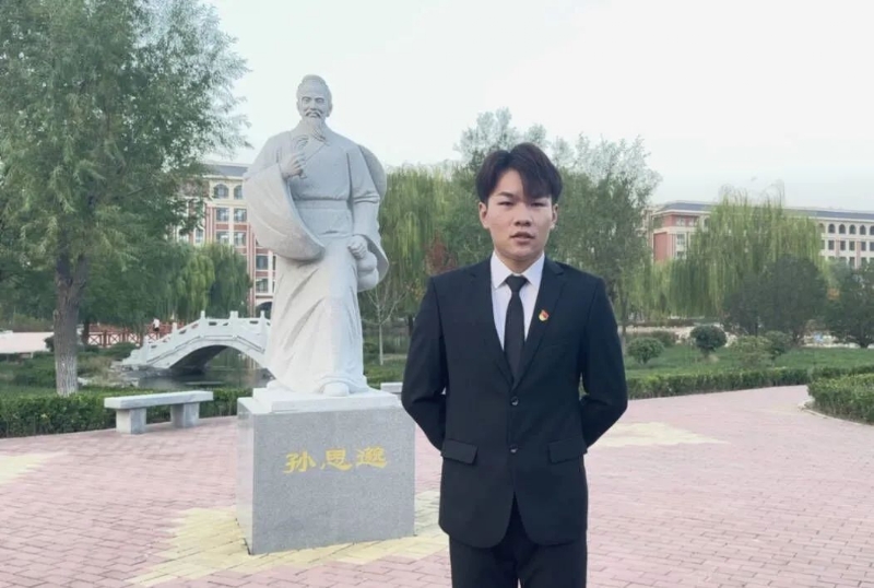 尚明月的第一张照片--大田交友网